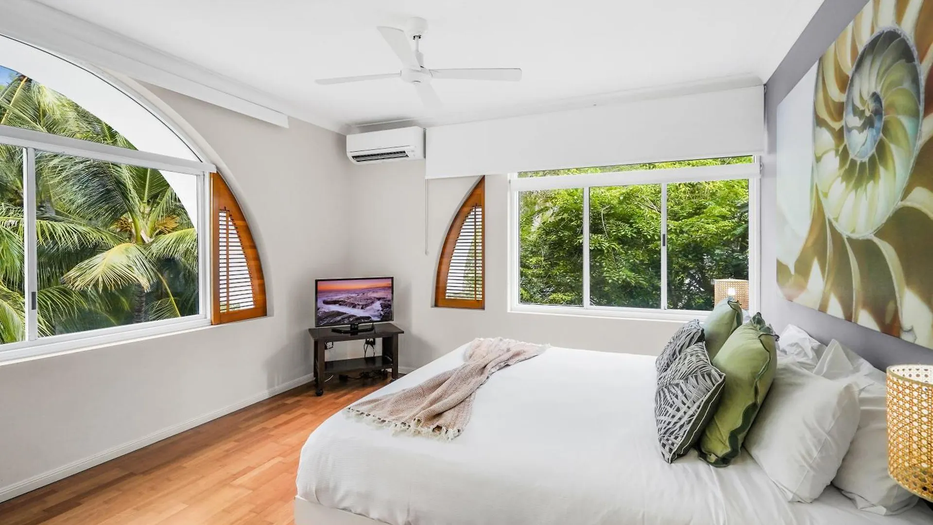 Alamanda Palm Cove By Belle Escapes