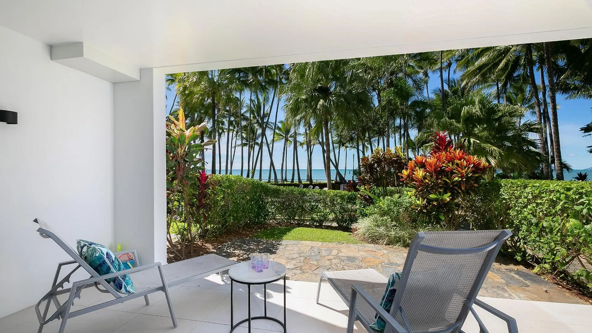 Alamanda Palm Cove By Belle Escapes Apartment