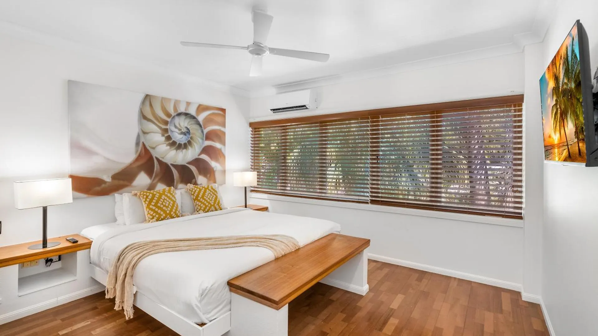 Apartment Alamanda Palm Cove By Belle Escapes Australia