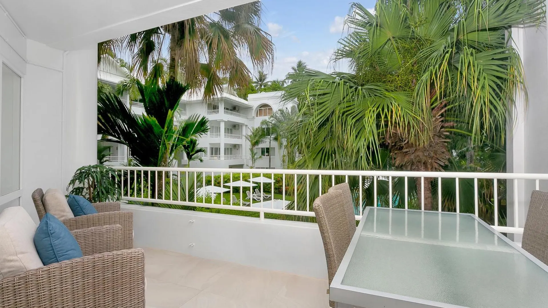 Alamanda Palm Cove By Belle Escapes Australia