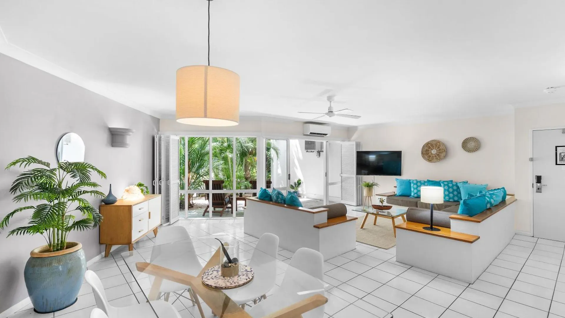 Alamanda Palm Cove By Belle Escapes Apartment