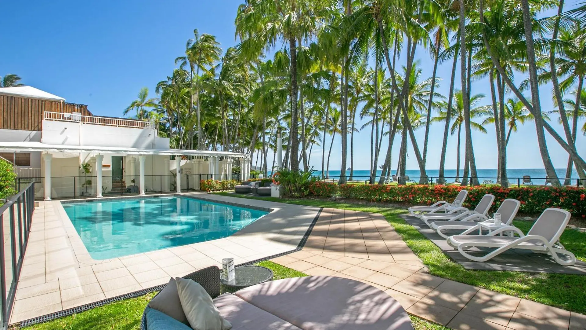 Alamanda Palm Cove By Belle Escapes 0*,